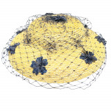 Weizenstroh- Fascinator mit Blümchen-Schleier