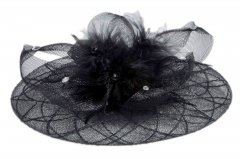 Crynol-Fascinator with Feathers and Straß    