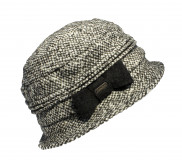 Woolhat - pepe e sale with a bow