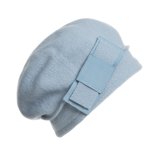 Woolen cap with bow